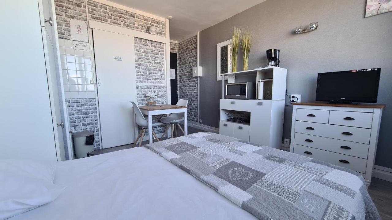 Residence Du Bord De Mer 9 Appartements Avec Une Vraie Vue Mer Le Tréport Kültér fotó