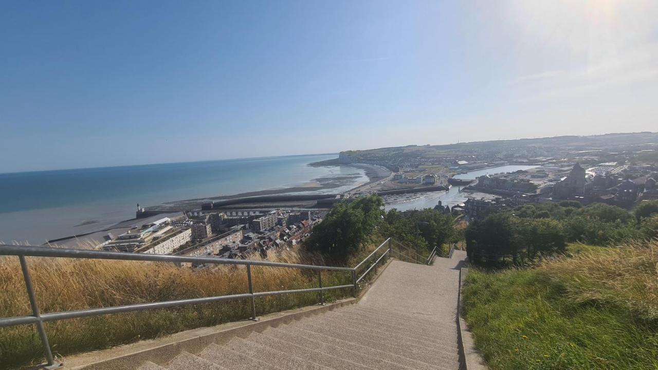 Residence Du Bord De Mer 9 Appartements Avec Une Vraie Vue Mer Le Tréport Kültér fotó