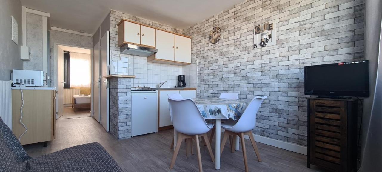 Residence Du Bord De Mer 9 Appartements Avec Une Vraie Vue Mer Le Tréport Kültér fotó